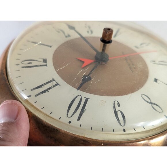 Vintage 7" Westclox Electric Oracle copper surround wall clock, 1950-1960s - Picture 5 of 10